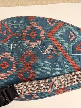 Kavu Teal & Coral Patterned Sling Bag